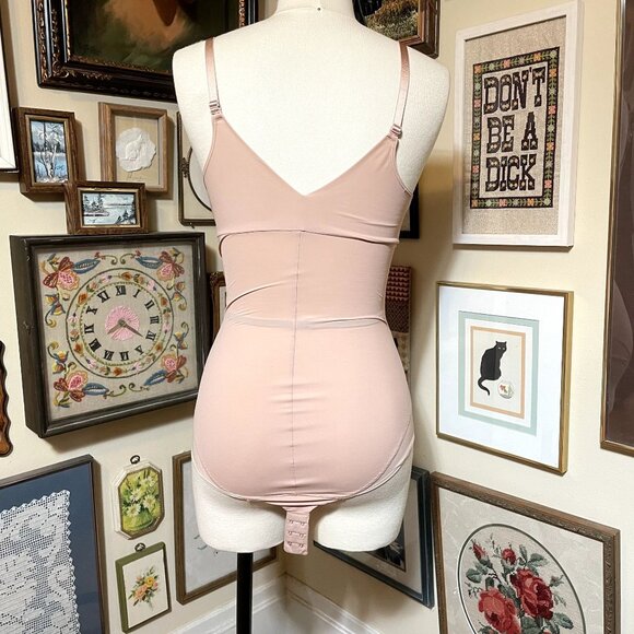 RED HOT by SPANX® Tan Open-Bust Snap-Crotch Panty Bodysuit Size L - Picture 5 of 6